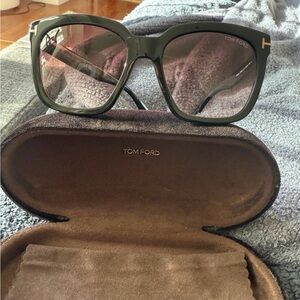 Tom Ford Amarra
